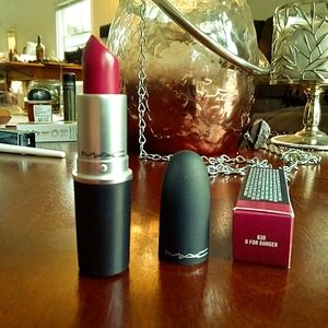 MAC D for Danger No 630 Matte Lipstick BNIB .1 Oz 3g Gorgeous Red